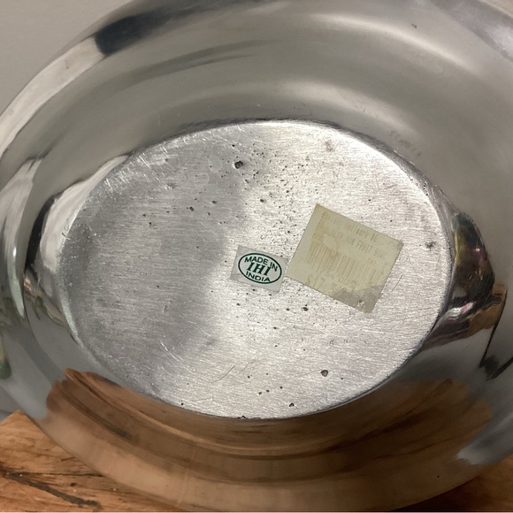 Vintage Cast Aluminum or Pewter Large Fruit / Salad / Serving / Display Bowl - Picture 10 of 14